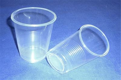 用錯(cuò)水杯等于服毒!玻璃杯、陶瓷杯、塑料杯,還是不銹鋼杯