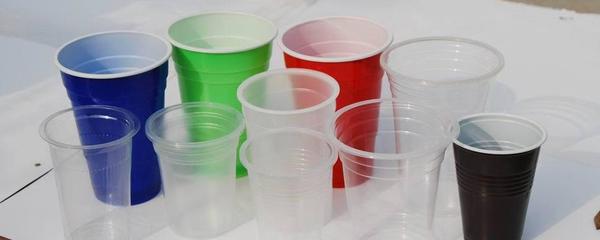 新買(mǎi)的塑料杯怎么清洗