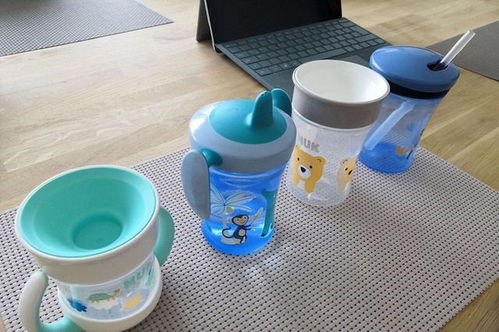 寶媽必讀 塑料杯挑選需謹(jǐn)慎，這類(lèi)水杯早已被拉入“黑名單”