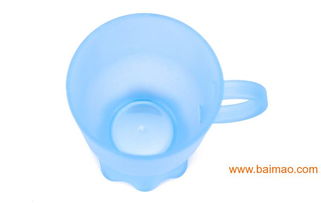 塑料杯與環(huán)保兒童杯 安全實用的寶寶餐具選擇