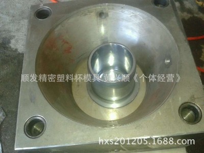 雙層連體啤酒杯 廠家、價格與產(chǎn)品特點(diǎn)全解析